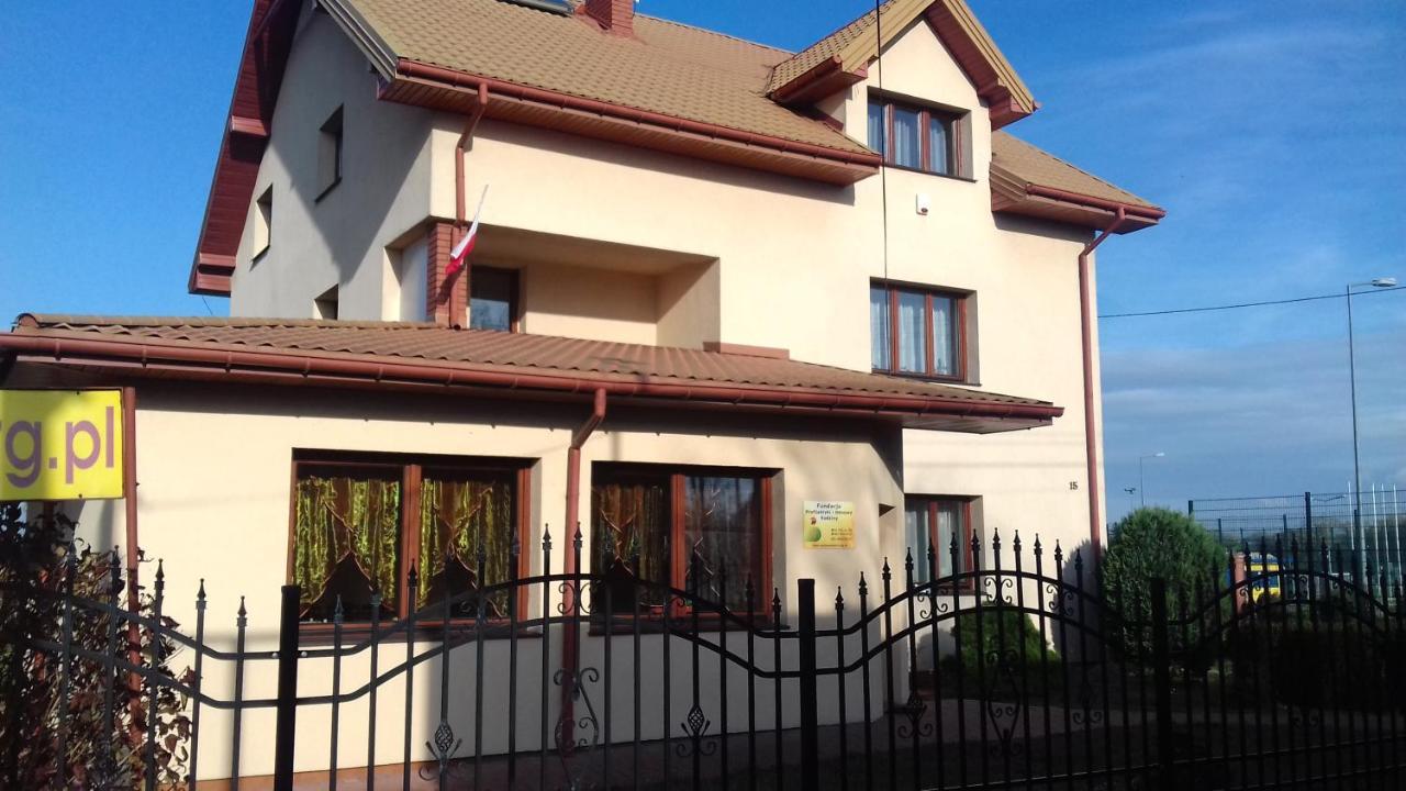 Apartamenty, mieszkanie na wynajem  Świdnik Zewnętrze zdjęcie